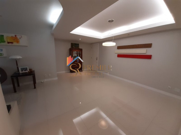 Imagem Apartamento com 3 Quartos à Venda, 99 m² em Centro - Florianópolis Imagem Apartamento com 3 Quartos à Venda, 99 m² em Centro - Florianópolis