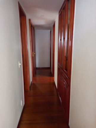 Imagem Imóvel com 3 Quartos à Venda, 110 m² em Icaraí - Niterói Imagem Imóvel com 3 Quartos à Venda, 110 m² em Icaraí - Niterói