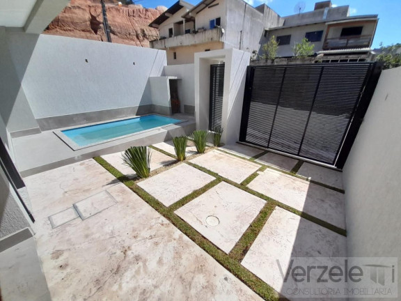 Imagem Casa com 3 Quartos à Venda, 162 m² em São Francisco De Assis - Camboriú