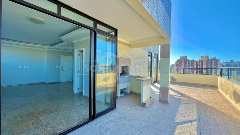 Imagem Cobertura com 3 Quartos à Venda, 240 m² em Kobrasol - São José