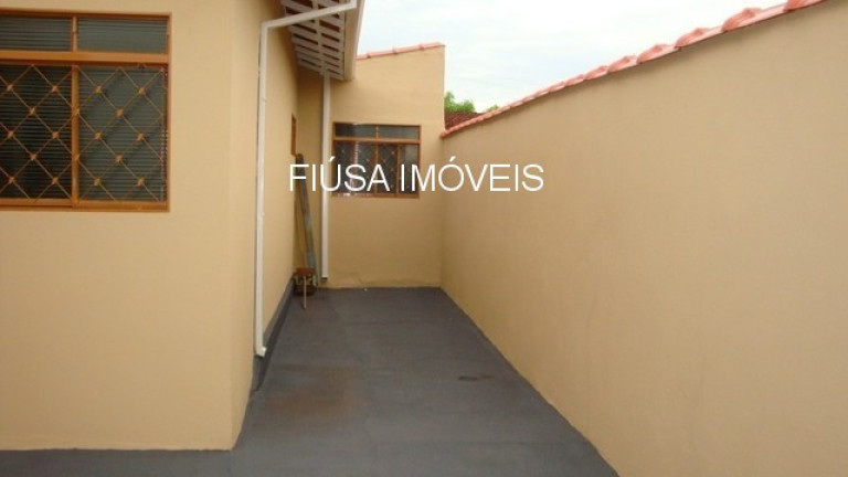 Imagem Casa com 2 Quartos à Venda, em Jardim Castelo Branco - Ribeirão Preto Imagem Casa com 2 Quartos à Venda, em Jardim Castelo Branco - Ribeirão Preto