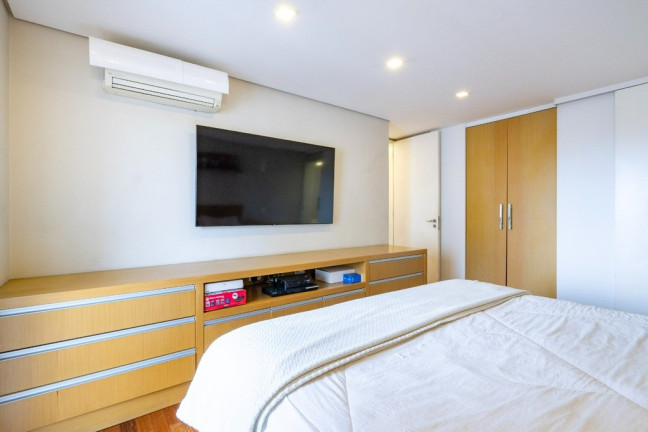 Imagem Apartamento com 4 Quartos à Venda, 220 m² em Vila Andrade - São Paulo