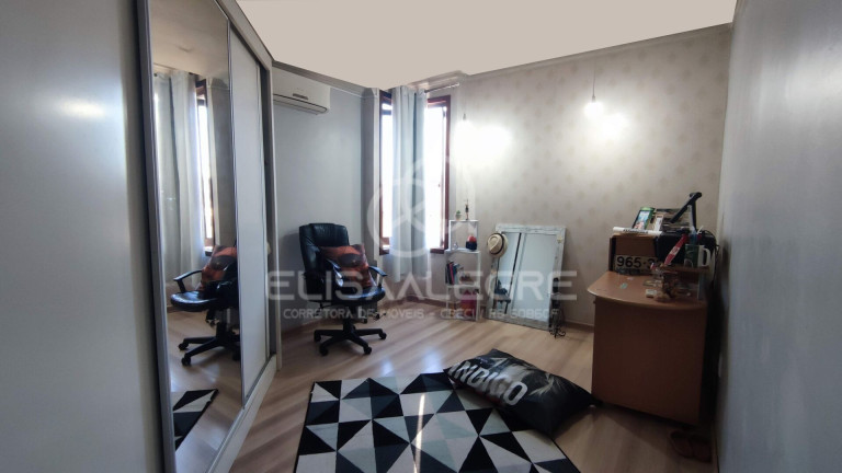Imagem Sobrado com 3 Quartos à Venda, 174 m² em Nossa Senhora Das Graças - Canoas