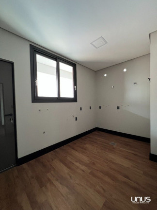 Imagem Casa de Condomínio com 3 Quartos à Venda, 735 m² em Cacupé - Florianópolis