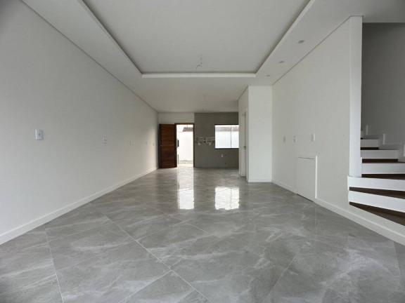 Imagem Casa com 3 Quartos à Venda, 121 m² em Costeira - Balneário Barra Do Sul Imagem Casa com 3 Quartos à Venda, 121 m² em Costeira - Balneário Barra Do Sul