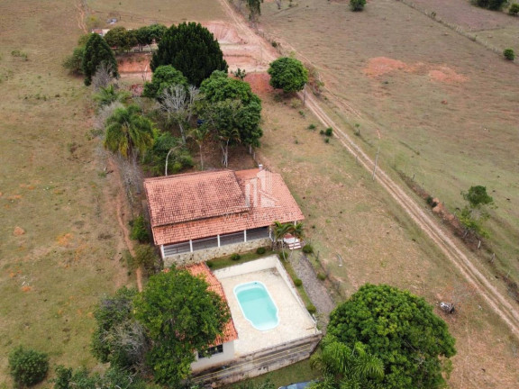 Imagem Chácara com 3 Quartos à Venda, 250 m² em Mombuca - Santa Branca Imagem Chácara com 3 Quartos à Venda, 250 m² em Mombuca - Santa Branca