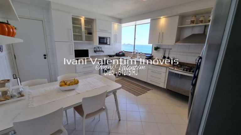 Imagem Apartamento com 4 Quartos à Venda, 310 m² em Barra Da Tijuca - Rio De Janeiro