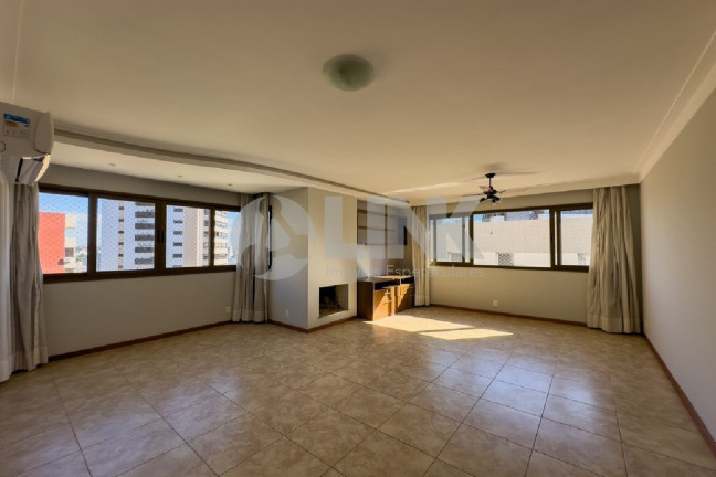 Imagem Apartamento com 3 Quartos à Venda, 115 m² em Petrópolis - Porto Alegre Imagem Apartamento com 3 Quartos à Venda, 115 m² em Petrópolis - Porto Alegre