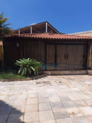Imagem Casa com 5 Quartos à Venda, 330 m² em Itaipu - Niterói Imagem Casa com 5 Quartos à Venda, 330 m² em Itaipu - Niterói
