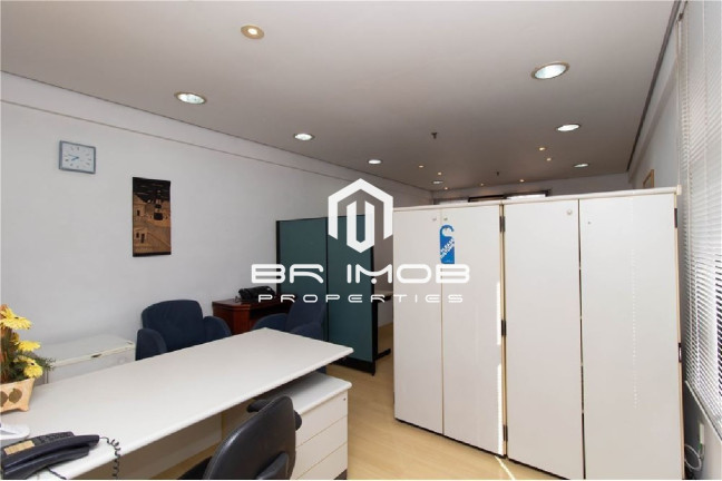 Imagem Sala Comercial à Venda, 43 m² em Vila Nova Conceição - São Paulo Imagem Sala Comercial à Venda, 43 m² em Vila Nova Conceição - São Paulo