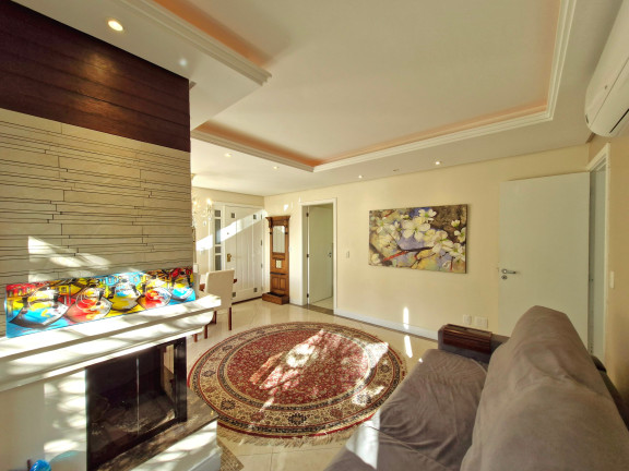 Imagem Imóvel com 3 Quartos à Venda, 90 m² em Petrópolis - Porto Alegre Imagem Imóvel com 3 Quartos à Venda, 90 m² em Petrópolis - Porto Alegre
