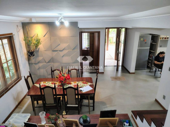 Imagem Casa com 4 Quartos à Venda, 230 m² em Cacupé - Florianópolis