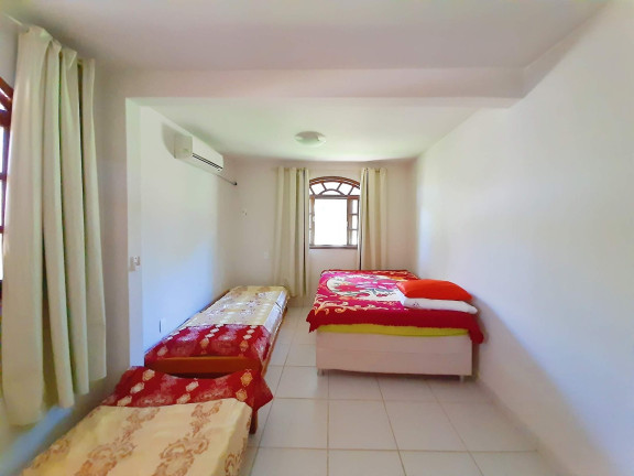 Imagem Imóvel com 3 Quartos à Venda, 390 m²
