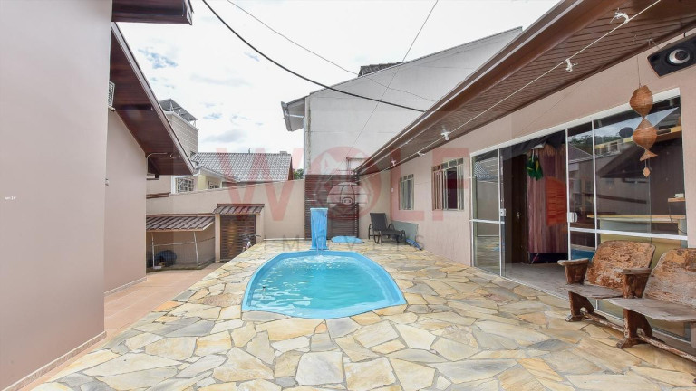 Imagem Casa com 4 Quartos à Venda, 243 m² em Pilarzinho - Curitiba Imagem Casa com 4 Quartos à Venda, 243 m² em Pilarzinho - Curitiba