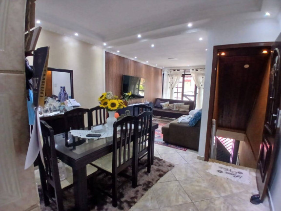 Imagem Casa com 3 Quartos à Venda, em Serraria - Diadema Imagem Casa com 3 Quartos à Venda, em Serraria - Diadema
