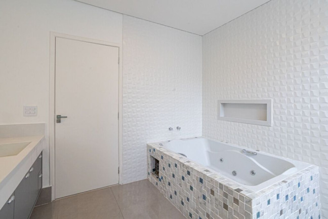 Casa com 5 Quartos à Venda,  em Alphaville Residencial Um - Barueri