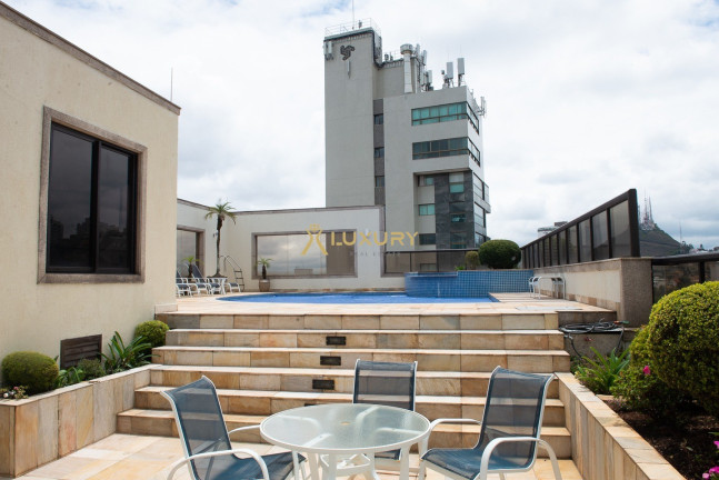 Imagem Imóvel com 3 Quartos à Venda, 587 m² em Belvedere - Belo Horizonte Imagem Imóvel com 3 Quartos à Venda, 587 m² em Belvedere - Belo Horizonte