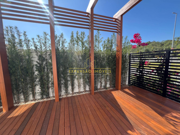 Imagem Casa com 3 Quartos à Venda, 180 m² em Pedra Branca - Palhoça Imagem Casa com 3 Quartos à Venda, 180 m² em Pedra Branca - Palhoça
