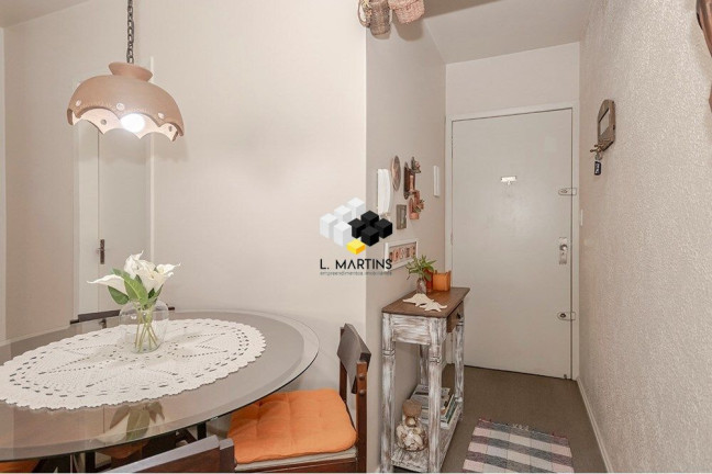Imagem Apartamento com 2 Quartos à Venda, 59 m² em Vila Ipiranga - Porto Alegre Imagem Apartamento com 2 Quartos à Venda, 59 m² em Vila Ipiranga - Porto Alegre