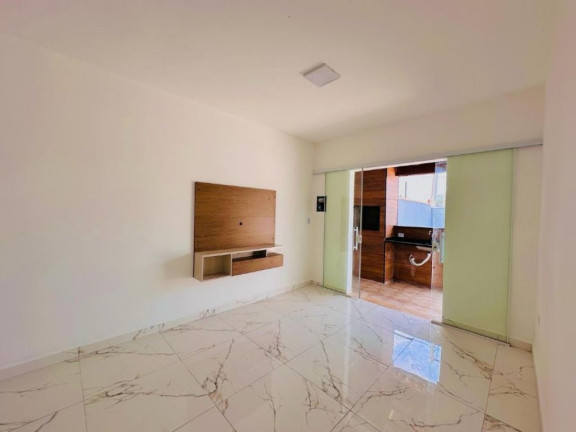 Imagem Casa com 2 Quartos à Venda, 90 m² em Jd. Palmeiras - Itanhaém Imagem Casa com 2 Quartos à Venda, 90 m² em Jd. Palmeiras - Itanhaém