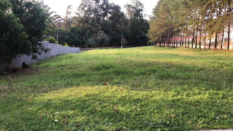 Terreno em Condomínio à Venda, 1.500 m² em Condomínio Village Castelo Itu - Itu