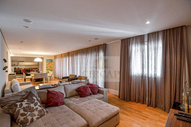 Imagem Apartamento com 3 Quartos à Venda, 223 m² em Itaim Bibi - São Paulo