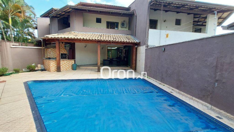 Imagem Sobrado com 4 Quartos à Venda, 222 m² em Setor Nova Suiça - Goiânia Imagem Sobrado com 4 Quartos à Venda, 222 m² em Setor Nova Suiça - Goiânia