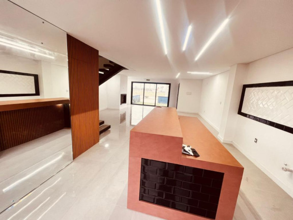 Imagem Sobrado com 4 Quartos à Venda, 160 m² em Guarani - Capao Da Canoa Imagem Sobrado com 4 Quartos à Venda, 160 m² em Guarani - Capao Da Canoa