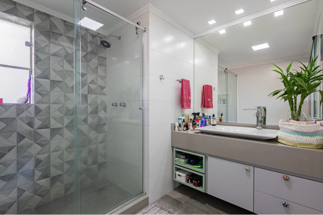 Imagem Apartamento com 2 Quartos à Venda, 101 m² em Rio Branco - Porto Alegre Imagem Apartamento com 2 Quartos à Venda, 101 m² em Rio Branco - Porto Alegre