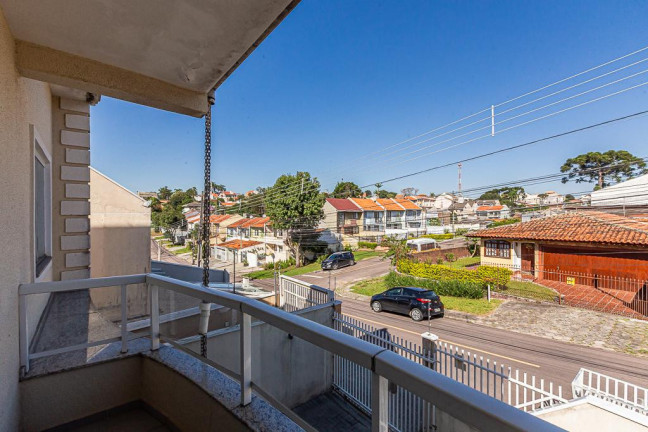 Imagem Sobrado com 4 Quartos à Venda, 145 m² em Uberaba - Curitiba Imagem Sobrado com 4 Quartos à Venda, 145 m² em Uberaba - Curitiba