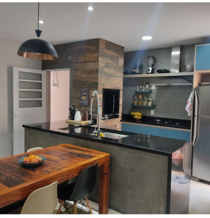 Imagem Sobrado com 3 Quartos à Venda, 200 m² em Vila Mineirão - Sorocaba