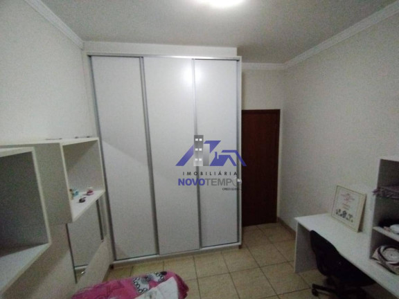 Imagem Casa com 3 Quartos à Venda, 249 m² em Aeroporto - Araçatuba Imagem Casa com 3 Quartos à Venda, 249 m² em Aeroporto - Araçatuba