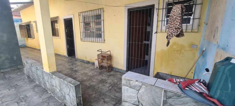 Imagem Casa com 2 Quartos à Venda, 259 m² em Santa Terezinha - Itanhaém Imagem Casa com 2 Quartos à Venda, 259 m² em Santa Terezinha - Itanhaém
