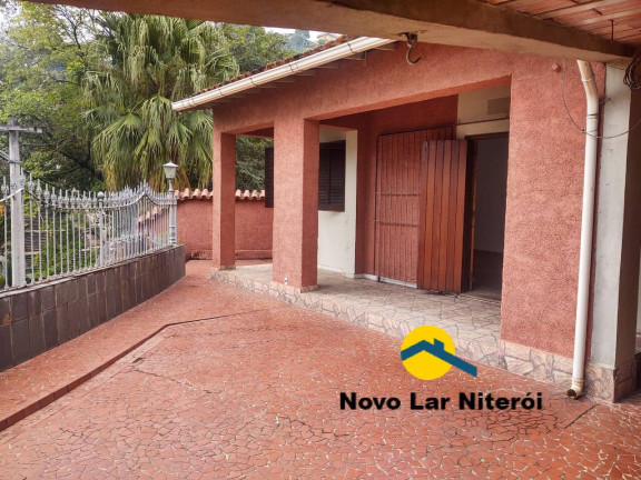 Imagem Casa com 4 Quartos à Venda, 275 m² em Santa Rosa - Niterói Imagem Casa com 4 Quartos à Venda, 275 m² em Santa Rosa - Niterói