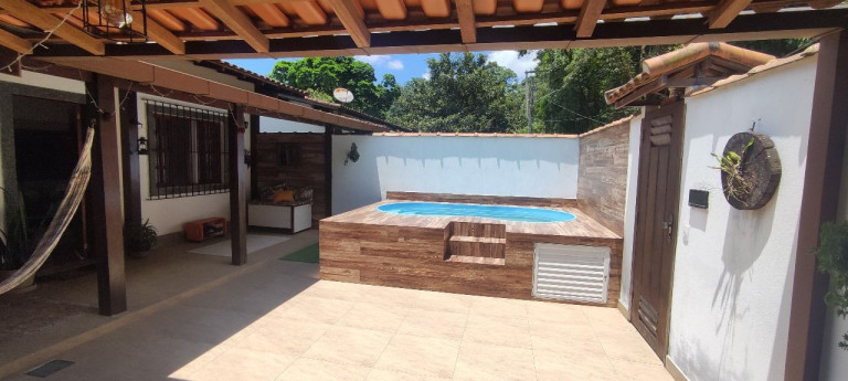 Casa com 3 Quartos à Venda, 100 m² em Albuquerque - Teresópolis