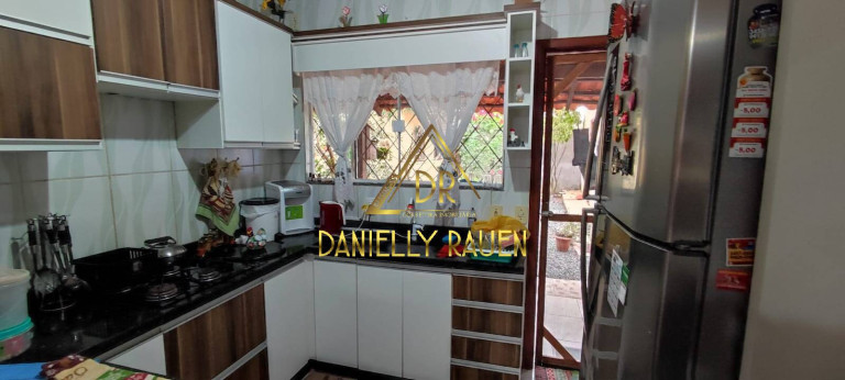 Imagem Casa com 2 Quartos à Venda, 300 m² em Itajuba - Barra Velha Imagem Casa com 2 Quartos à Venda, 300 m² em Itajuba - Barra Velha