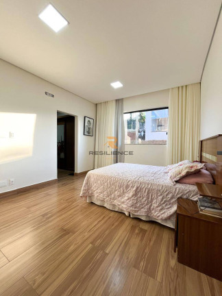 Imagem Casa de Condomínio com 4 Quartos à Venda, 265 m² em Champagne - Lagoa Santa Imagem Casa de Condomínio com 4 Quartos à Venda, 265 m² em Champagne - Lagoa Santa