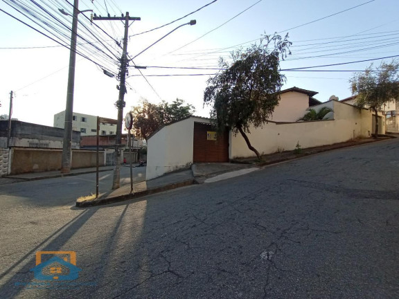Imagem Casa com 4 Quartos à Venda, 198 m² em Iguaçu - Ipatinga Imagem Casa com 4 Quartos à Venda, 198 m² em Iguaçu - Ipatinga
