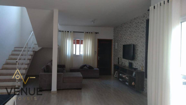 Sobrado com 3 Quartos à Venda, 180 m² em Vila Suissa - Mogi Das Cruzes
