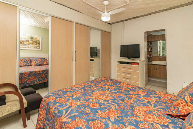 Imagem Apartamento com 3 Quartos à Venda, 100 m² em Petrópolis - Porto Alegre Imagem Apartamento com 3 Quartos à Venda, 100 m² em Petrópolis - Porto Alegre
