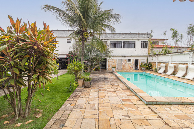 Imagem Casa com 10 Quartos à Venda, 1.000 m² em Barra Da Tijuca - Rio De Janeiro Imagem Casa com 10 Quartos à Venda, 1.000 m² em Barra Da Tijuca - Rio De Janeiro