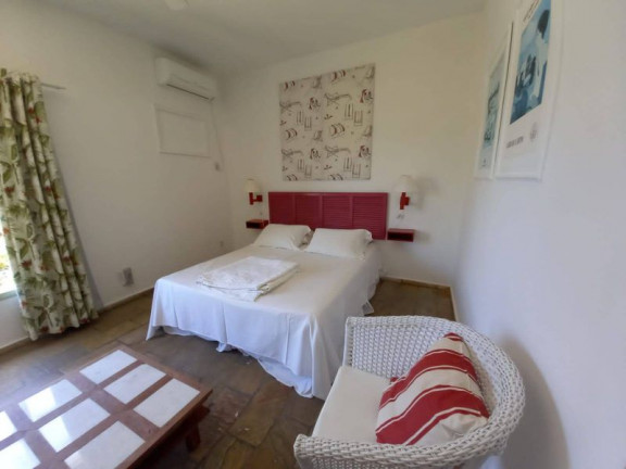 Imagem Imóvel com 10 Quartos à Venda, 600 m² em João Fernandes - Armação Dos Búzios Imagem Imóvel com 10 Quartos à Venda, 600 m² em João Fernandes - Armação Dos Búzios