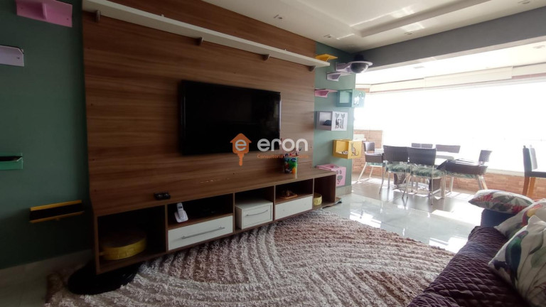 Imagem Apartamento com 3 Quartos à Venda, 158 m²