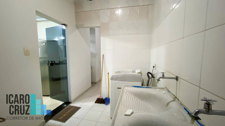 Imagem Casa com 5 Quartos à Venda, 309 m² em Itapuã - Salvador
