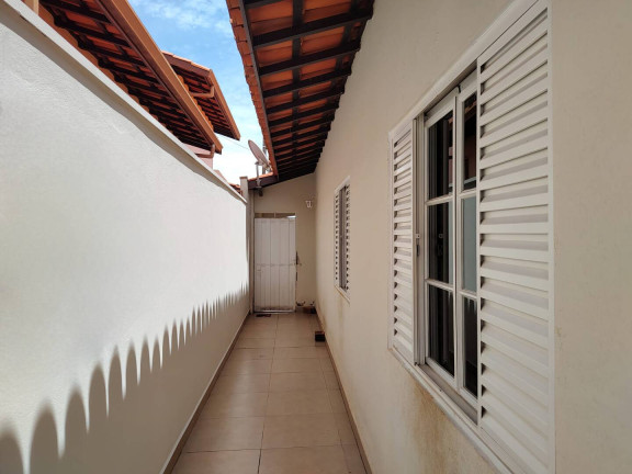 Imagem Casa com 3 Quartos à Venda, 250 m² em Araras Imagem Casa com 3 Quartos à Venda, 250 m² em Araras
