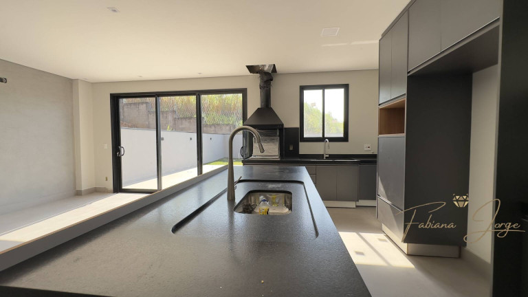 Casa com 3 Quartos à Venda, 300 m² em Roncáglia - Valinhos