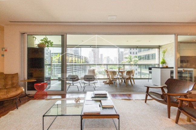 Imagem Apartamento com 3 Quartos à Venda, 262 m² em Itaim Bibi - São Paulo