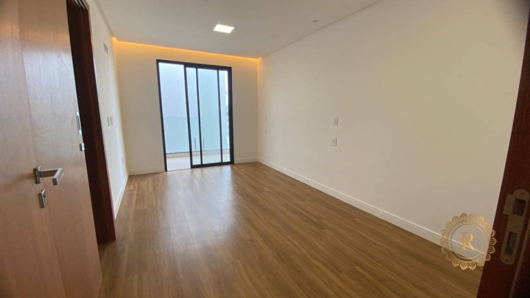 Imagem Casa com 4 Quartos à Venda, 322 m² em Morada Do Sol - Vila Velha Imagem Casa com 4 Quartos à Venda, 322 m² em Morada Do Sol - Vila Velha