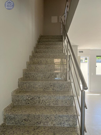 Imagem Casa com 3 Quartos à Venda, 141 m² em Nova Esperança - Balneário Camboriú