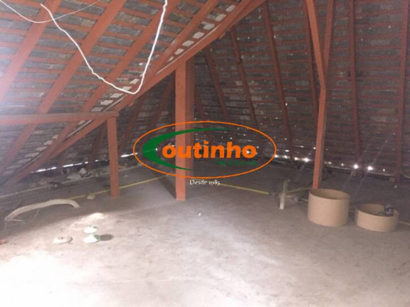 Imagem Casa com 3 Quartos à Venda, 151 m² em Tijuca - Rio De Janeiro Imagem Casa com 3 Quartos à Venda, 151 m² em Tijuca - Rio De Janeiro